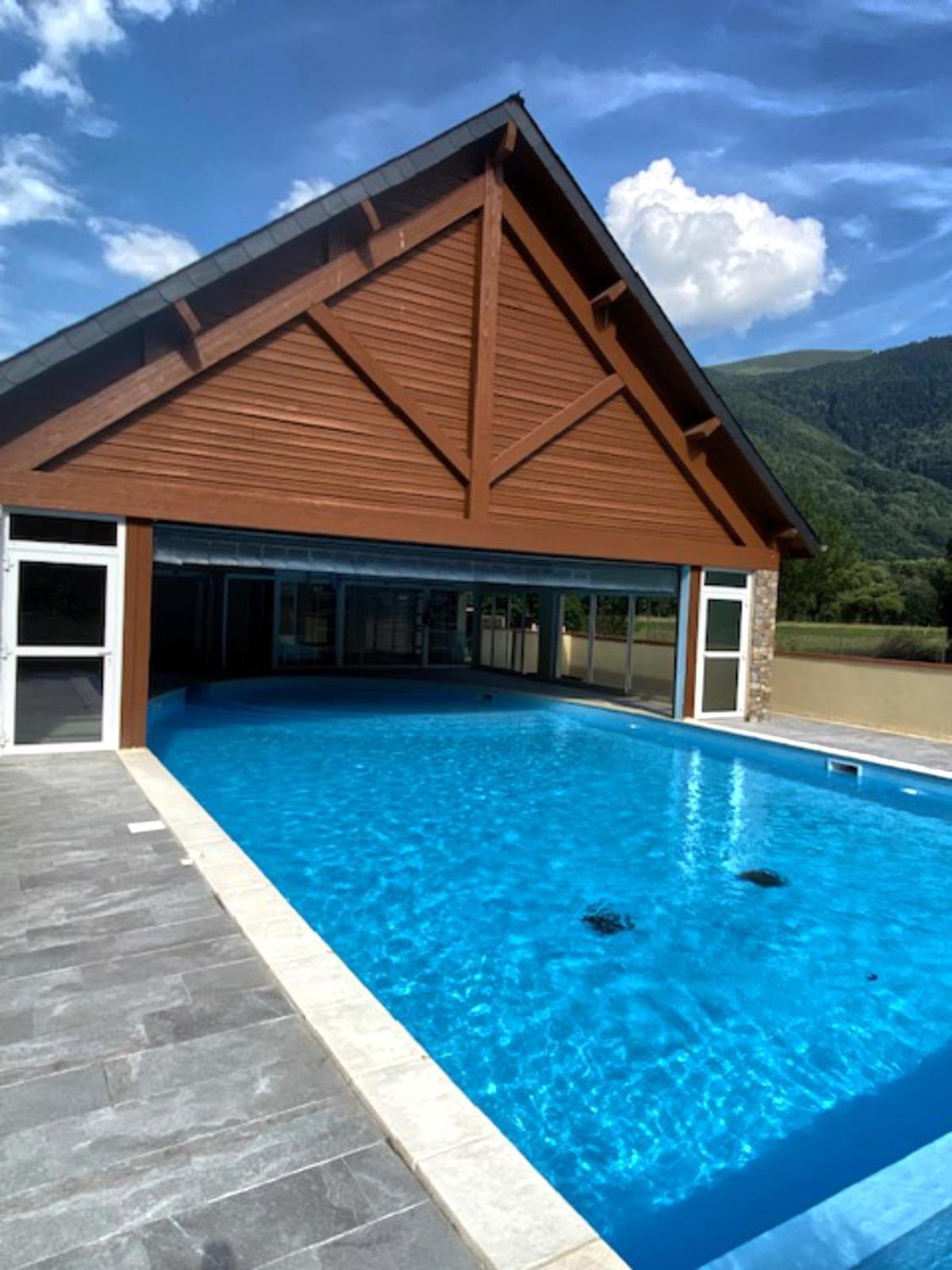 A 208 Pics D'Aran Apartment Bagneres-de-Luchon Ngoại thất bức ảnh